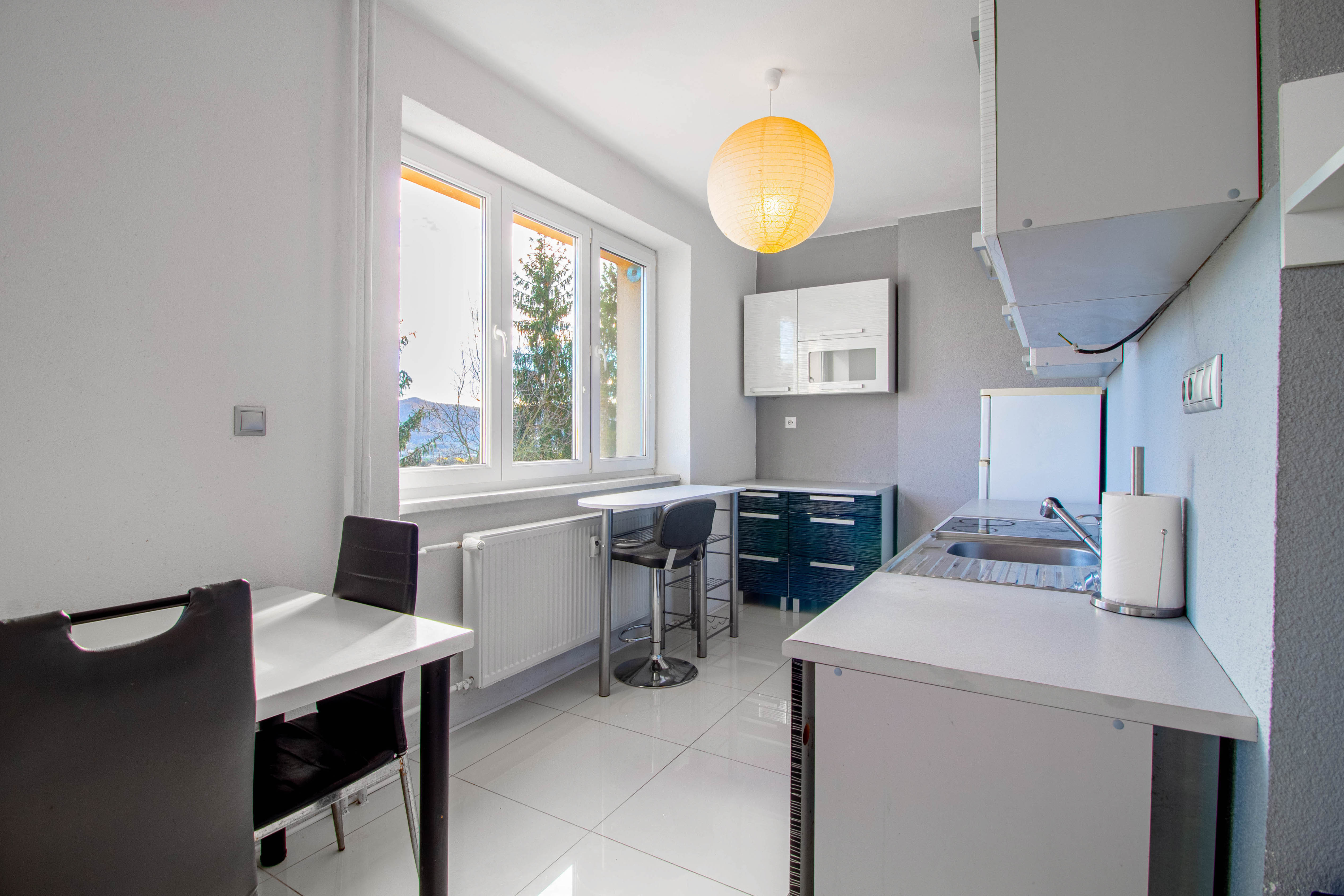 PREDANÉ  Na predaj 2 izb. byt, 62 m2 s pozemkom, Bakova Jama - Zvolen