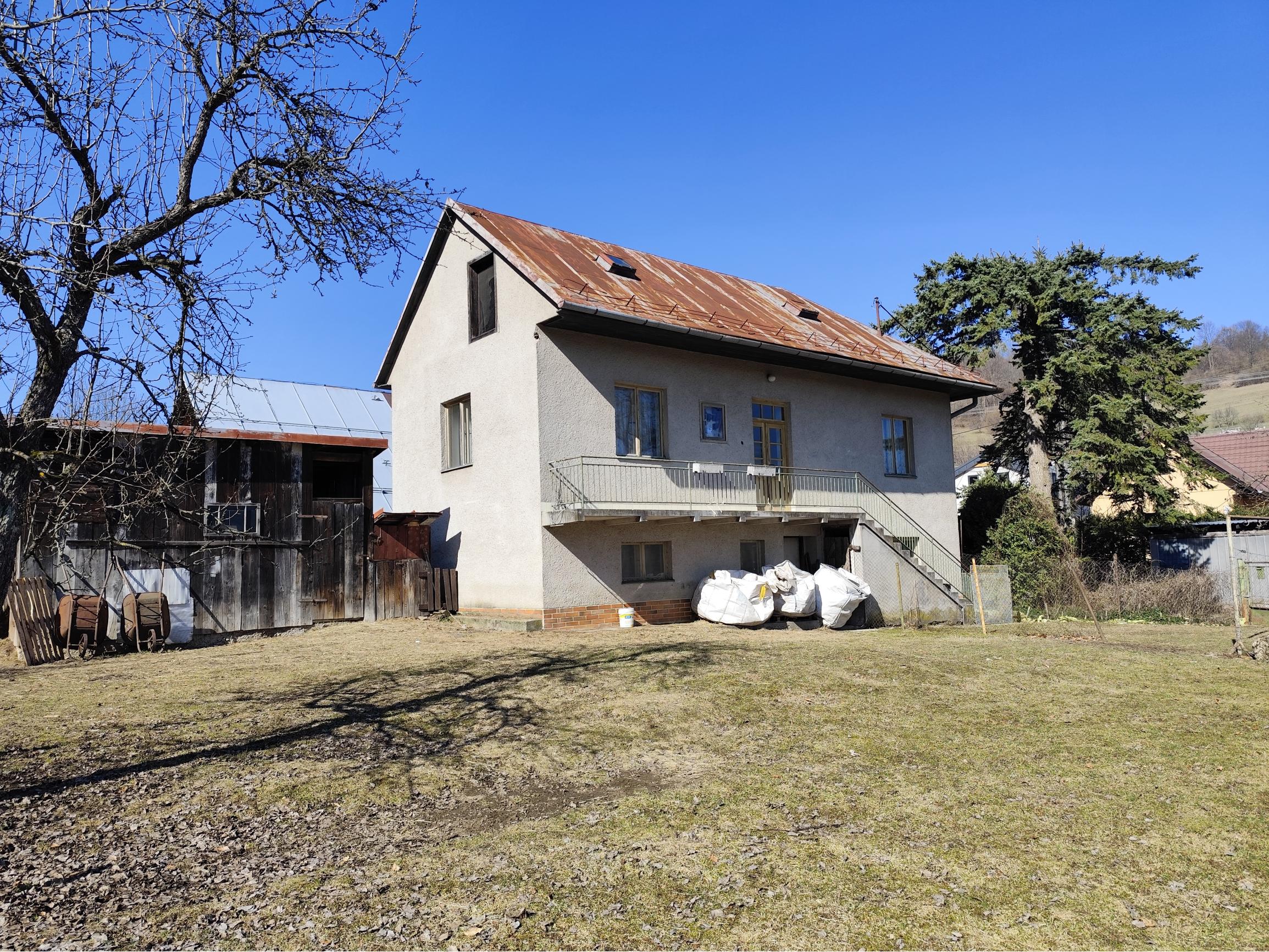 Na predaj, Rodinný dom s pozemkom 1439 m2, Malachov