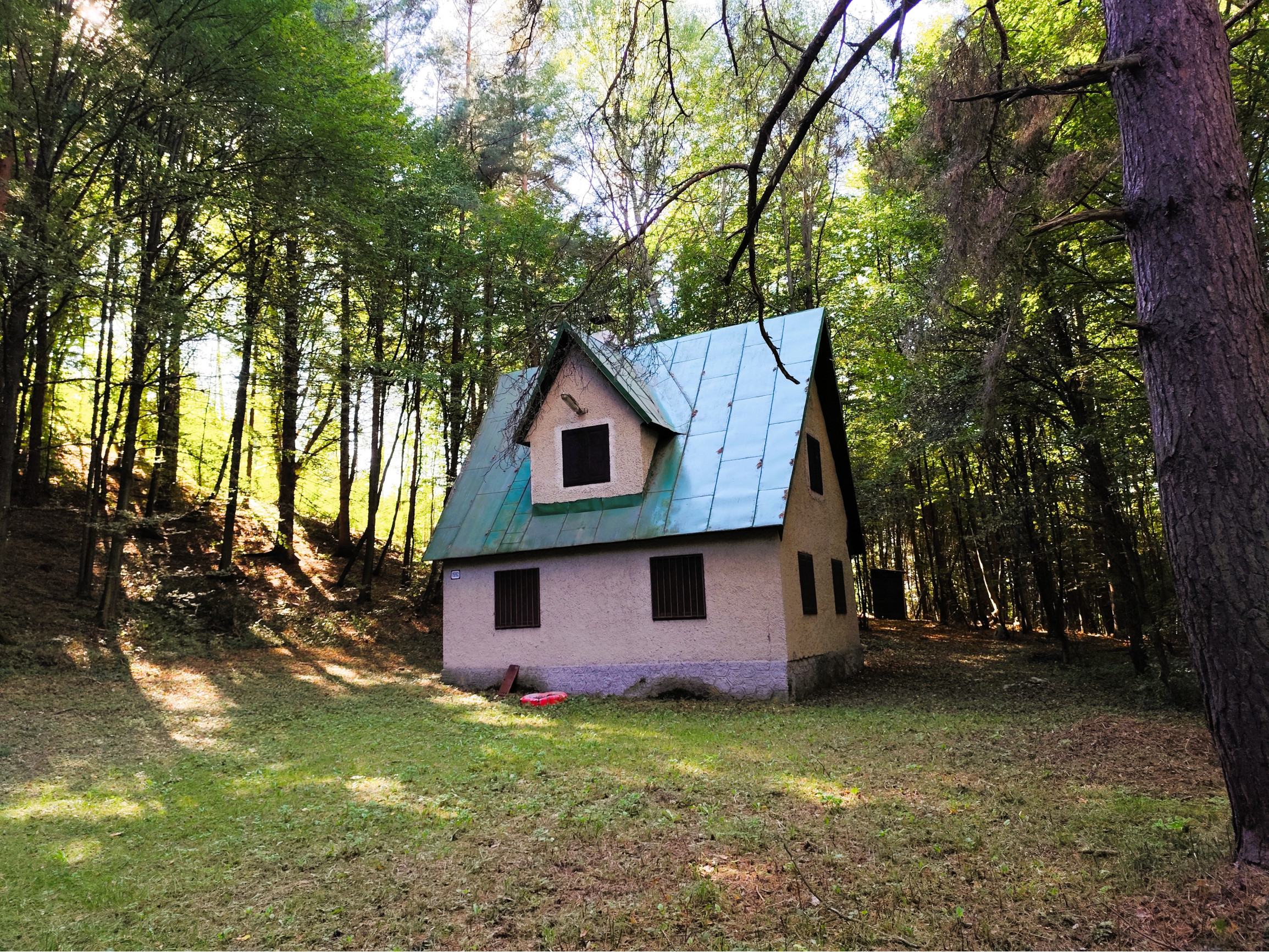 Na Predaj, Chalupa na samote, 70 m2, 12 km od Zvolena - Znížená cena