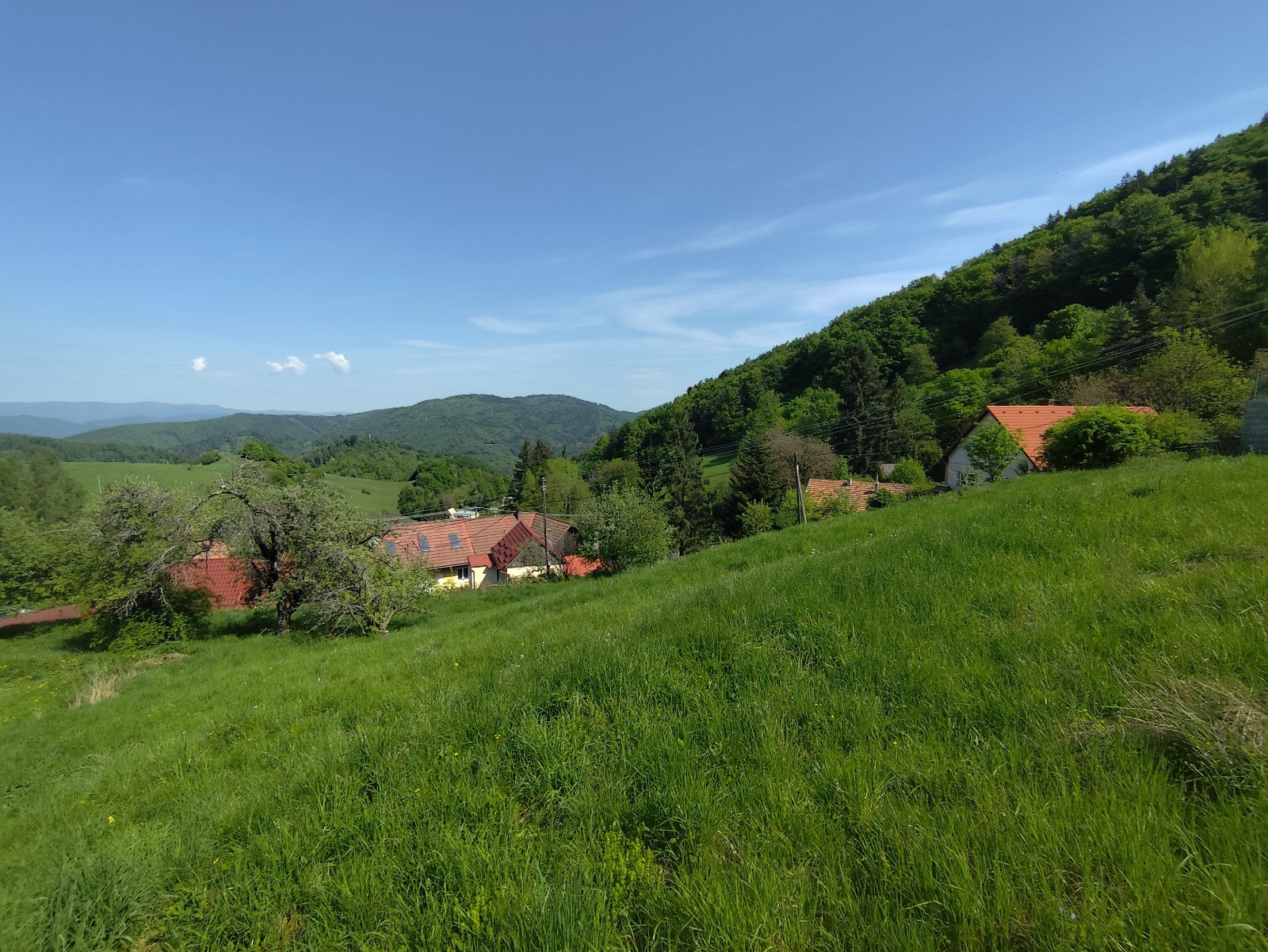 Na predaj 2 stavebné pozemky na výstavbu rodinných domov