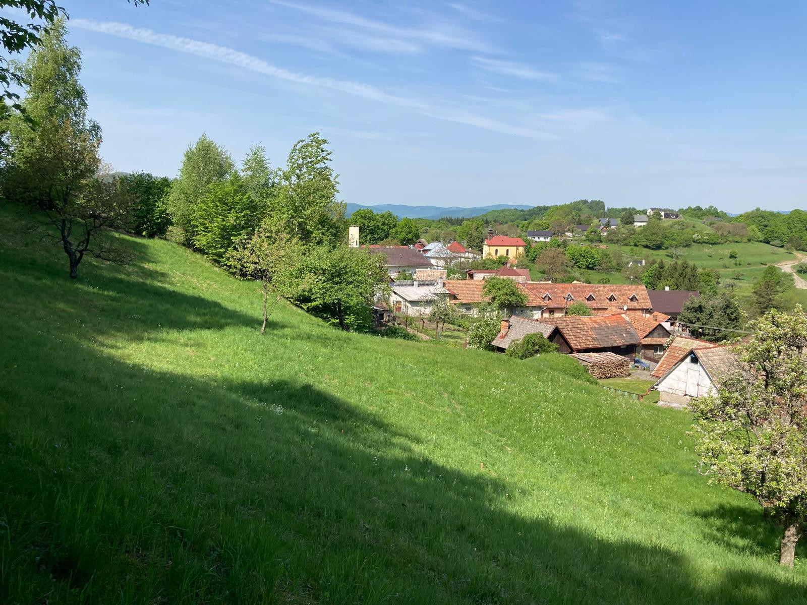 Na predaj 2 stavebné pozemky na výstavbu rodinných domov