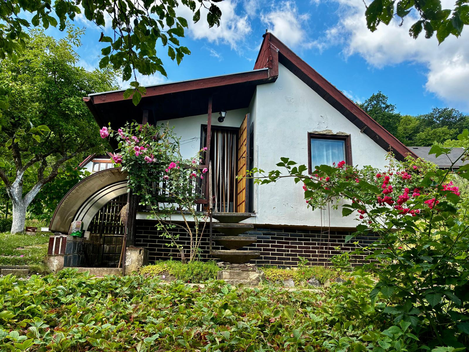 REZERVOVANÉ !!!  predaj záhradka  s chatkou