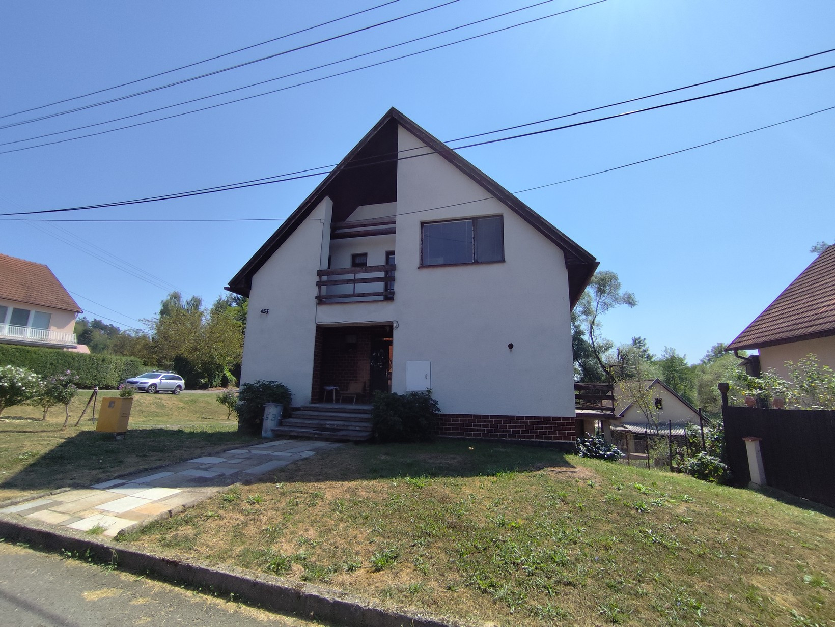 Na Predaj, Rodinný dom 240 m2, s 2 garážou, Hontianske Nemce