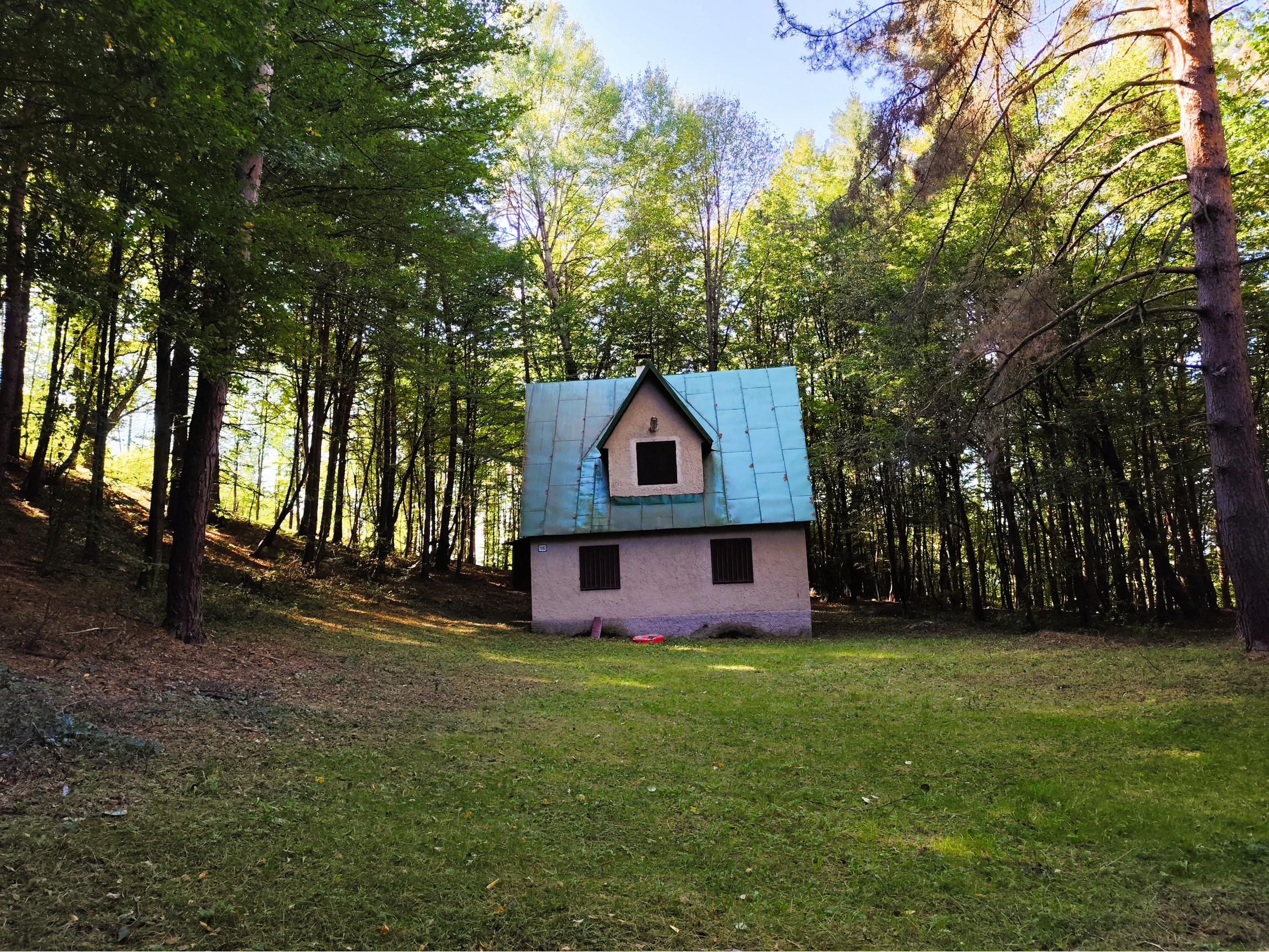 Na Predaj, Chalupa na samote, 70 m2, 12 km od Zvolena