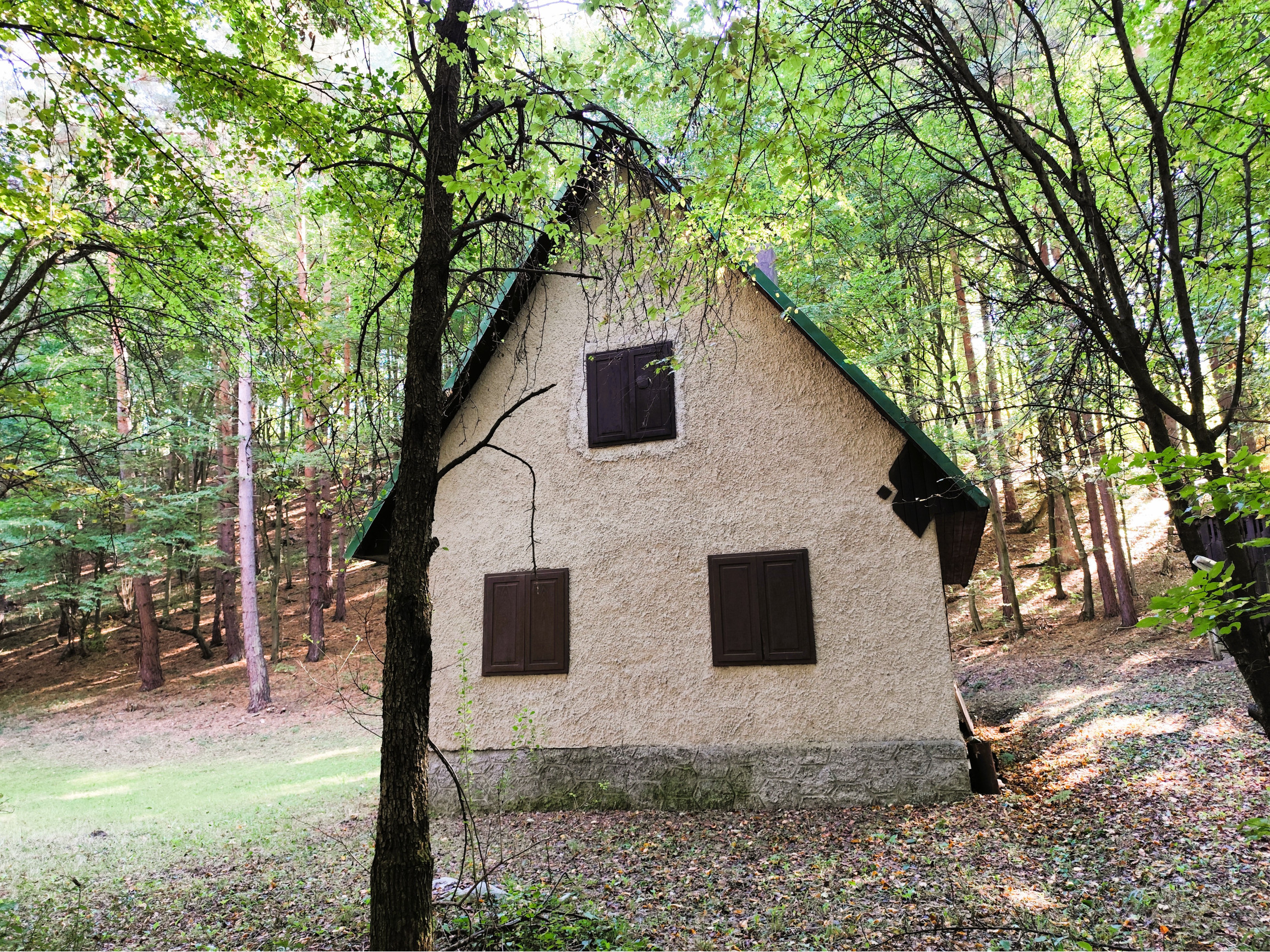 Na Predaj, Chalupa na samote, 70 m2, 12 km od Zvolena