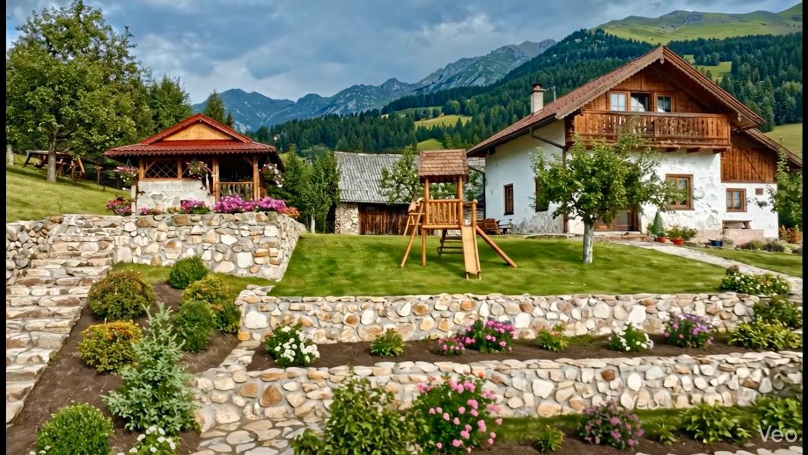 Na predaj rodinný dom s veľkým pozemkom – Vyhne, časť Peserany