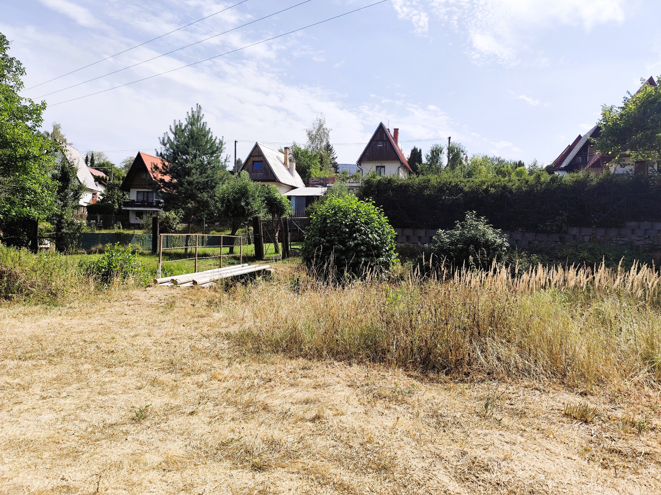 Chalupa 5 minút od Zvolena – 60m2, pozemok 501 m2, Bienska