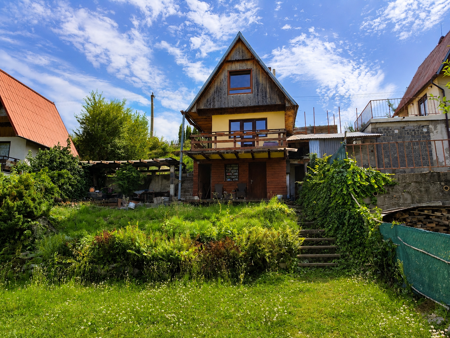 Chalupa 5 minút od Zvolena – 60m2, pozemok 501 m2, Bienska