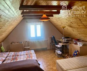 Na predaj dvojpodlažný rodinný dom , Hodruša-Hámre, časť Kopanice