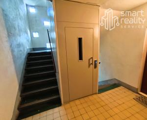 Na Predaj, 3 izbový byt s balkónom, 67 m2, Banská Štiavnica