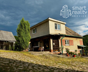 Na predaj rodinný dom s veľkým pozemkom – Vyhne, časť Peserany