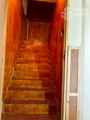 Na predaj rodinný dom s veľkým pozemkom – Vyhne, časť Peserany