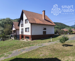 Na Predaj, Rodinný dom 240 m2, s 2 garážou, Hontianske Nemce