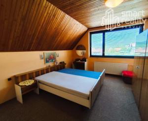 Na Predaj, Rodinný dom 240 m2, s 2 garážou, Hontianske Nemce