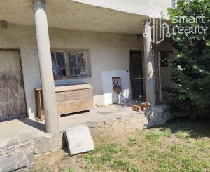 Na Predaj, Rodinný dom 240 m2, s 2 garážou, Hontianske Nemce