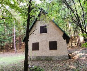 Na Predaj, Chalupa na samote, 70 m2, 12 km od Zvolena