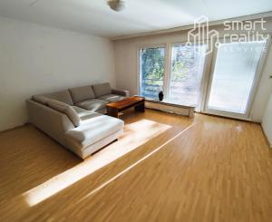 Na predaj, Rodinný dom s veľkým pozemkom, Kováčová