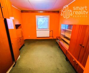 Na predaj, Rodinný dom s veľkým pozemkom, Kováčová