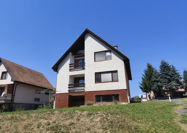 Na Predaj, Rodinný dom 240 m2, s 2 garážou, Hontianske Nemce