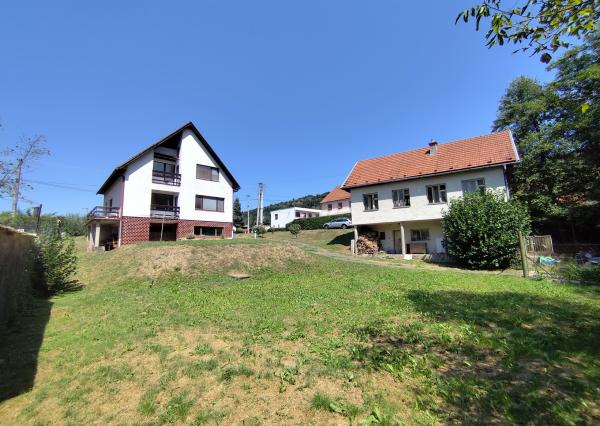 Na Predaj, Rodinný dom 240 m2, s 2 garážou, Hontianske Nemce