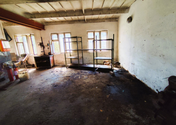 Na Predaj, Rodinný dom 240 m2, s 2 garážou, Hontianske Nemce