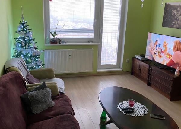 Na prenájom, 3 izbový byt s balkónom, 65 m2, Banská Štiavnica