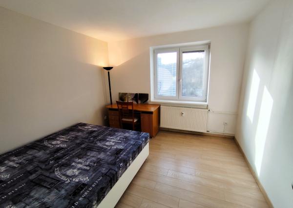 Na Predaj, 3 izbový bezbariérový byt s balkónom, 67 m2, BŠ