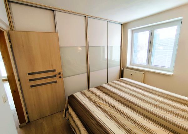 Na Predaj, 3 izbový bezbariérový byt s balkónom, 67 m2, BŠ