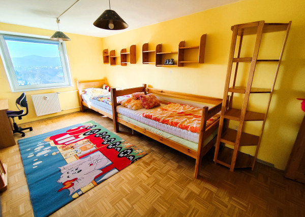 PRENAJATÉ:  3-izbový byt s 2 balkónmi, Zvolen – Podborová