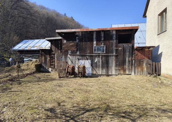 Na predaj, Rodinný dom s pozemkom 1439 m2, Malachov