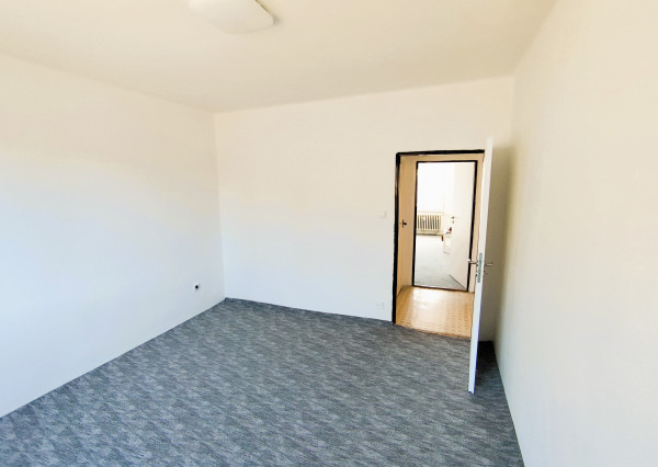 PRENAJATÉ, 2 izbový byt s balkónom, Zvolen - Zlatý potok