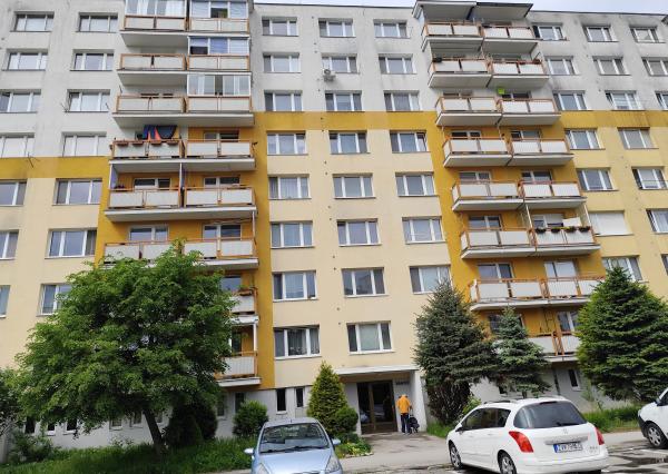 Na prenájom: 2-izbový byt (64m2) s balkónom, Zvolen-Západ