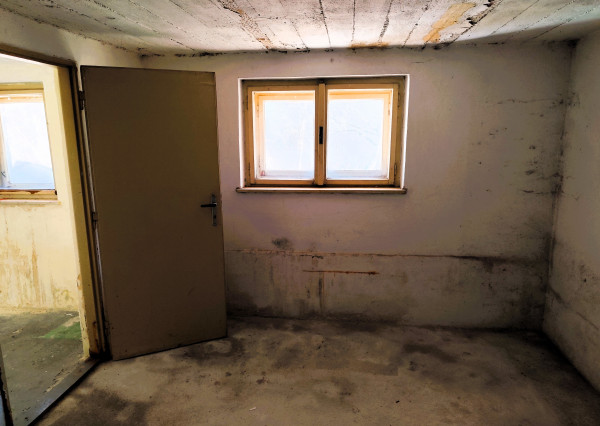 Investícia, Rodinný dom/2 stavebné pozemky, 1439 m2, Malachov