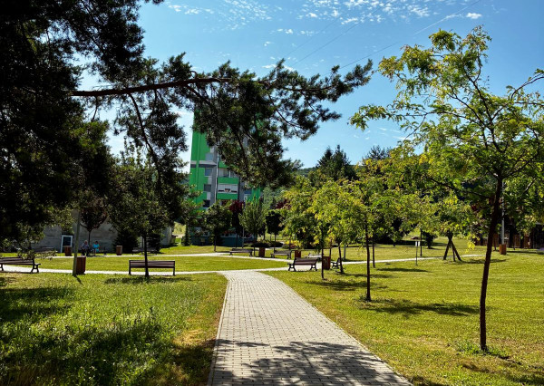 Na predaj 3i byt Cinobaňa, 2x balkón