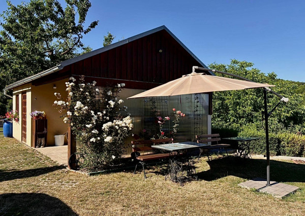 Na predaj dvojpodlažný rodinný dom, Štiavnické Bane