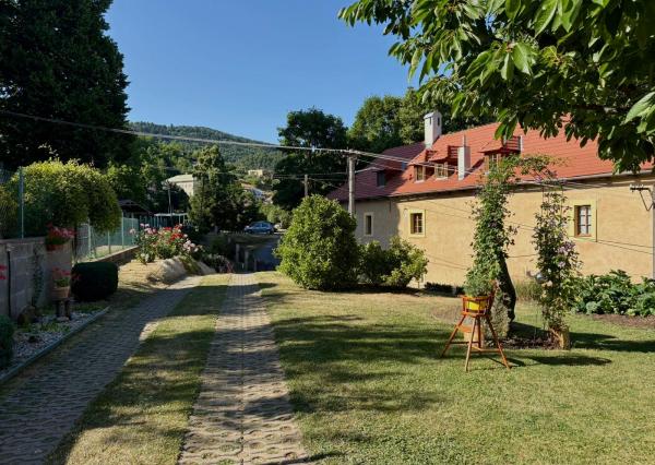 Na predaj dvojpodlažný rodinný dom, Štiavnické Bane