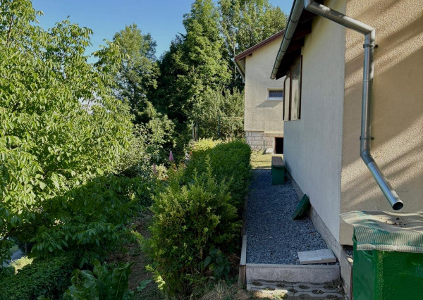 Na predaj dvojpodlažný rodinný dom, Štiavnické Bane