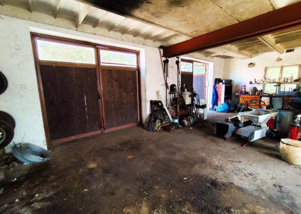 Na Predaj, Rodinný dom 240 m2, s 2 garážou, Hontianske Nemce