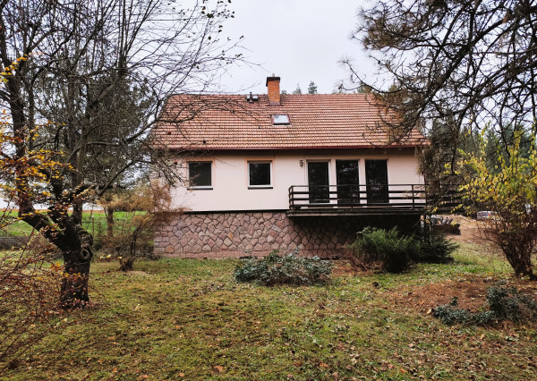 Na predaj, Rodinný dom s veľkým pozemkom, Kováčová