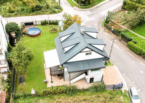 REZERVOVANÉ, Rodinný dom 240 m2, Banská Bystrica Podlavice