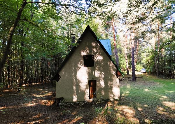 Na Predaj, Chalupa na samote, 70 m2, 12 km od Zvolena