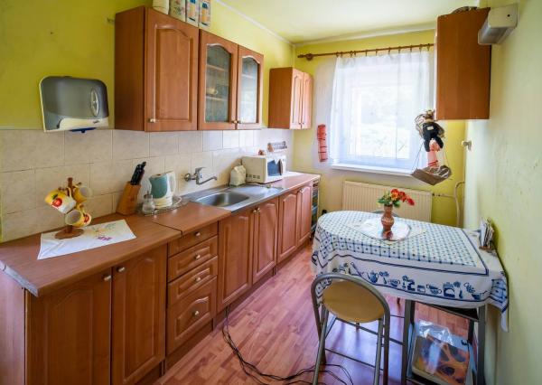 Na predaj, 4-6 izbový rodinný dom 160 m2, Zvolen - Neresnica