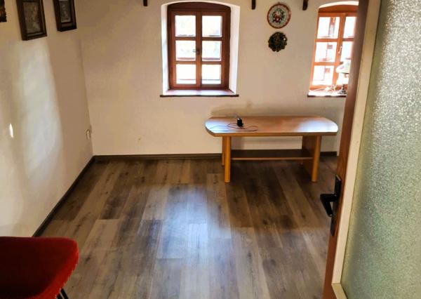 Na Prenájom, Rodinný dom (alebo dva), 58/33 m2, Detva Lažtek