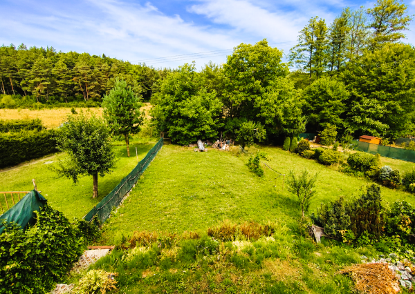 Chalupa 5 minút od Zvolena – 60m2, pozemok 501 m2, Bienska