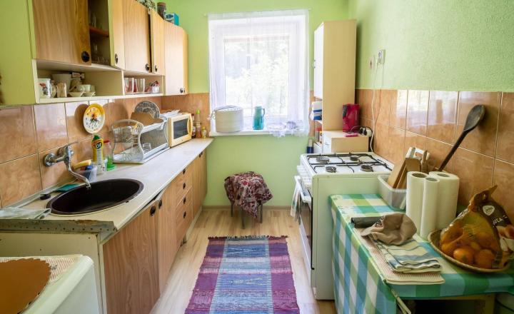 Na predaj, 4-6 izbový rodinný dom 160 m2, Zvolen - Neresnica - fotografia 8