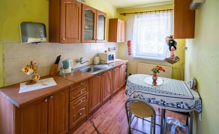 Na predaj, 4-6 izbový rodinný dom 160 m2, Zvolen - Neresnica - fotografia 17
