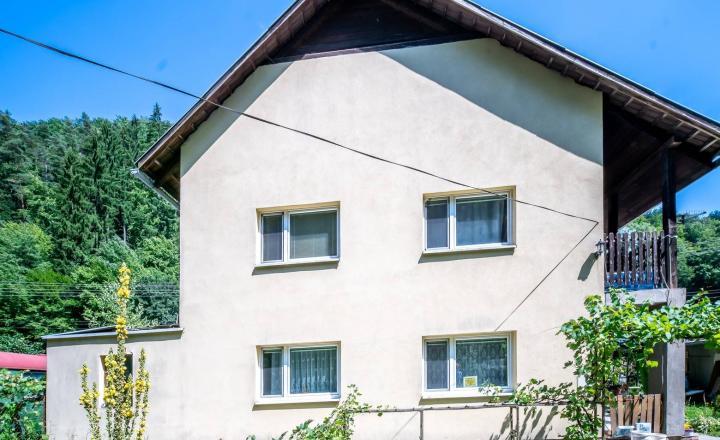 Na predaj, 4-6 izbový rodinný dom 160 m2, Zvolen - Neresnica - fotografia 2