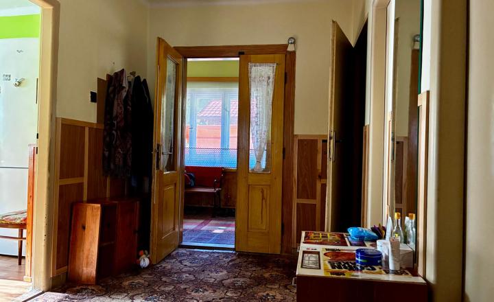 Na predaj rodinný dom s veľkým pozemkom – Vyhne, časť Peserany - fotografia 27