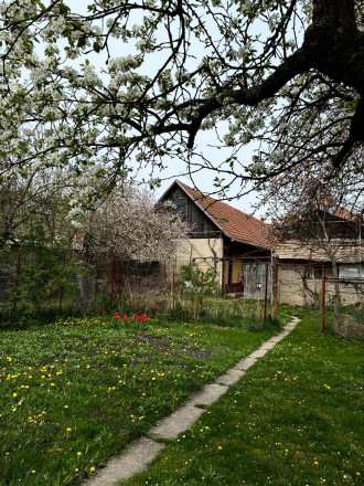 Dvojpodlažný rodinný dom Lovča - fotografia 5