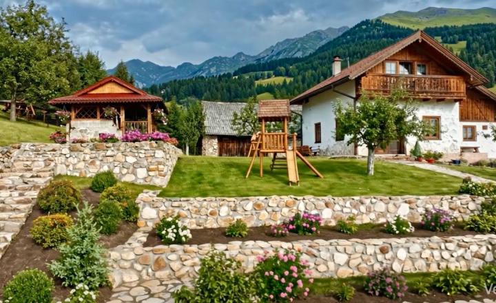 Na predaj rodinný dom s veľkým pozemkom – Vyhne, časť Peserany - fotografia 2